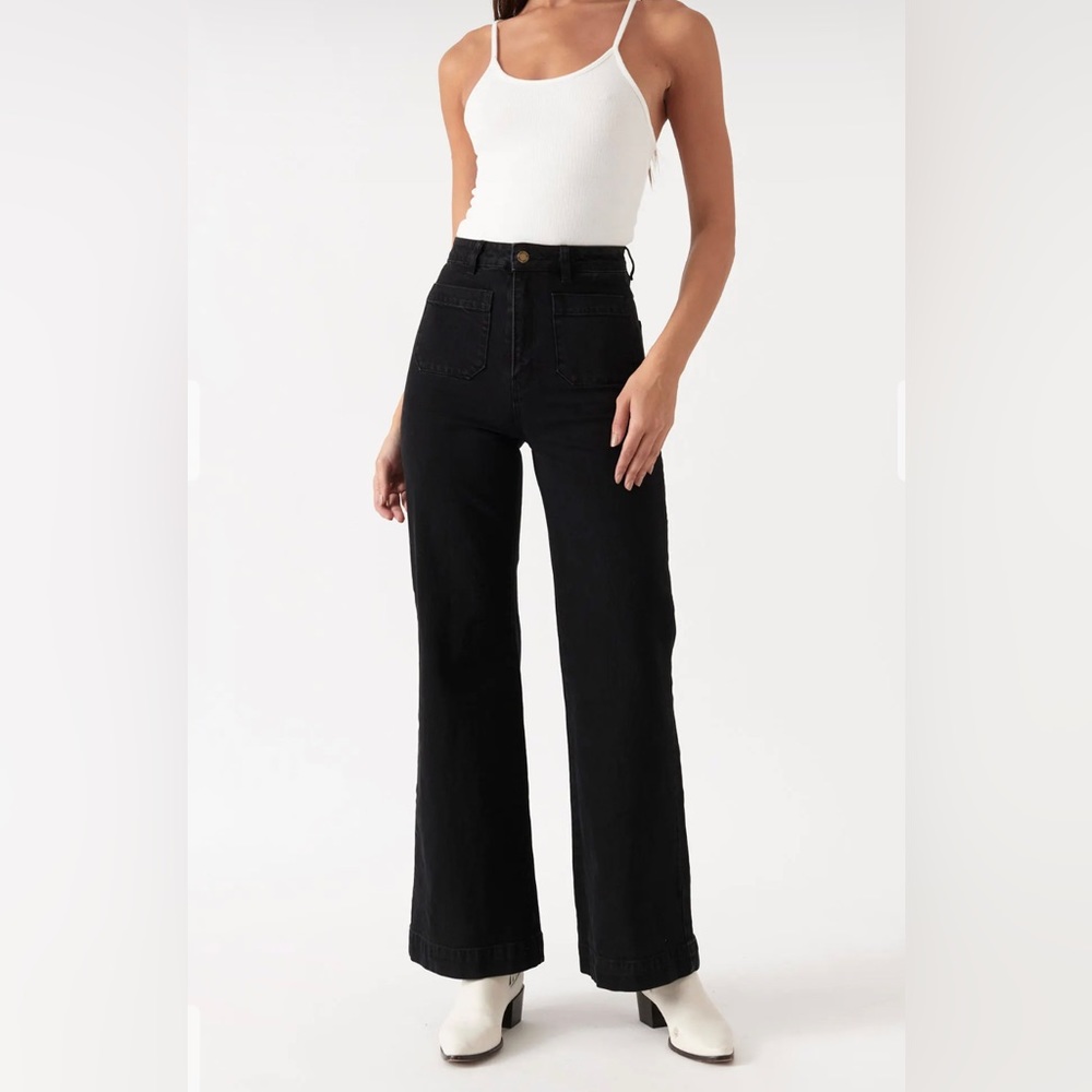 ROLLA’S Sailor Jean in Black Rinse